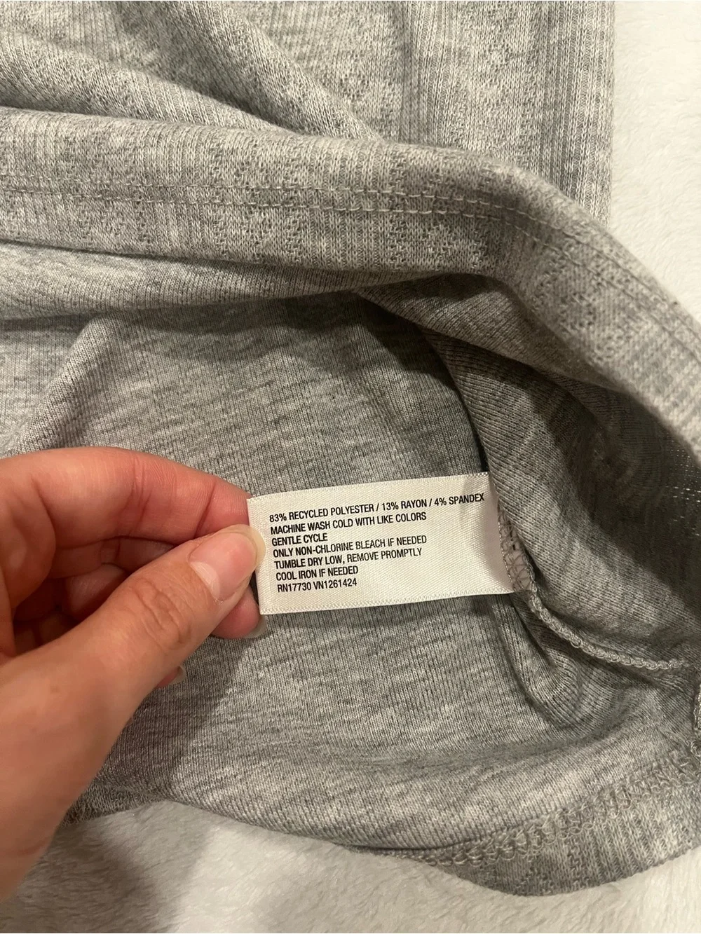 NWT Wild Fable Heather Gray Ribbed Long Sleeve Scoop Neck Crop Top - Size M